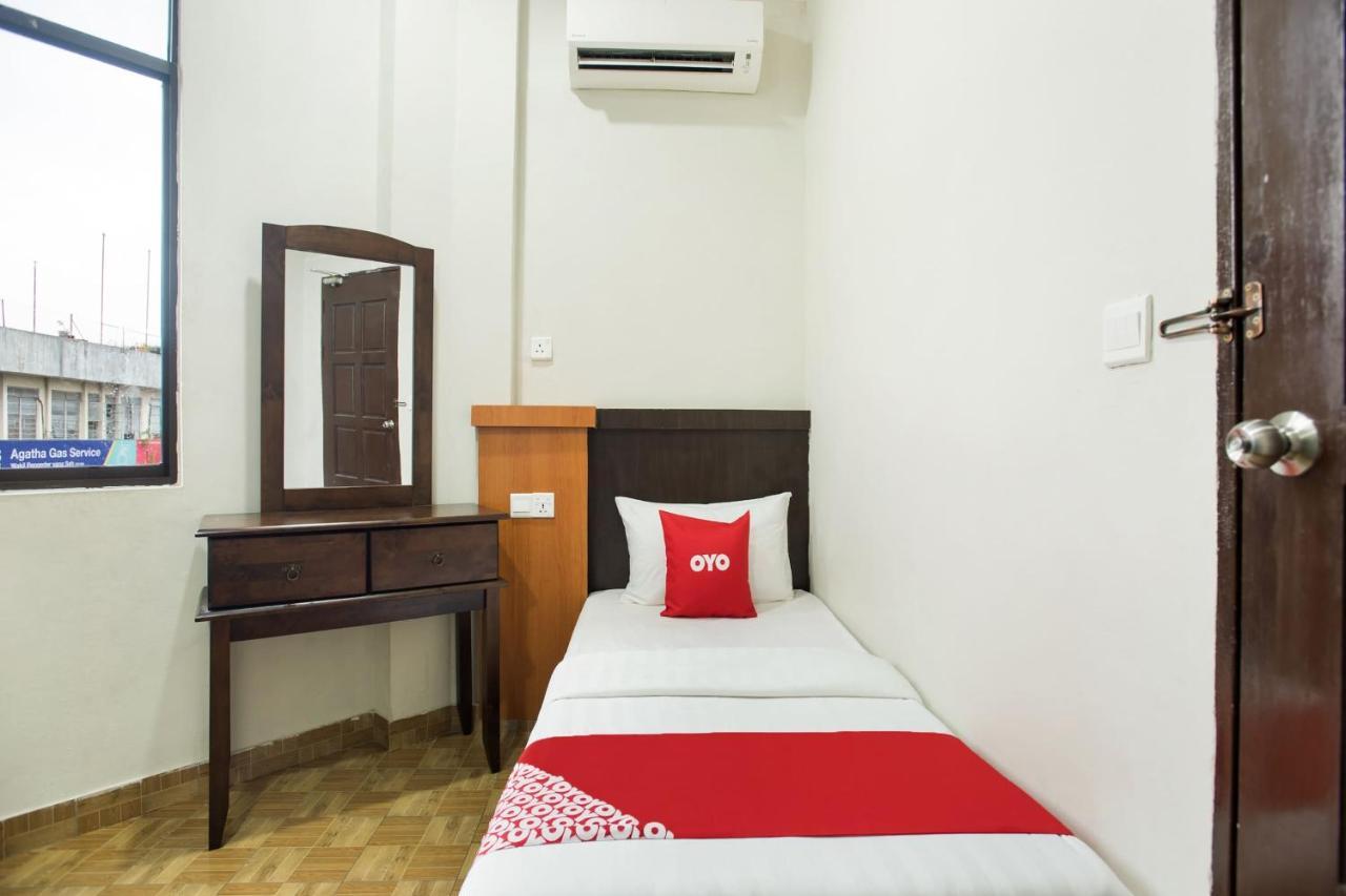 Oyo 89712 Grand Inn Семпорна Экстерьер фото